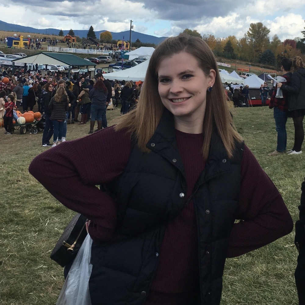 Meet your Posher, Kelly